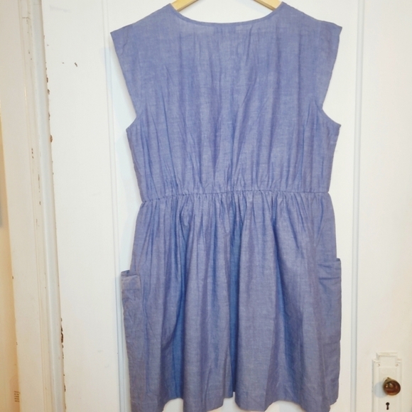 Earthbound Smocked Embroidered Front, Tie Neck Dress Large. - Picture 2 of 10